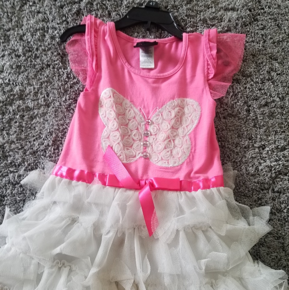 Girls dress